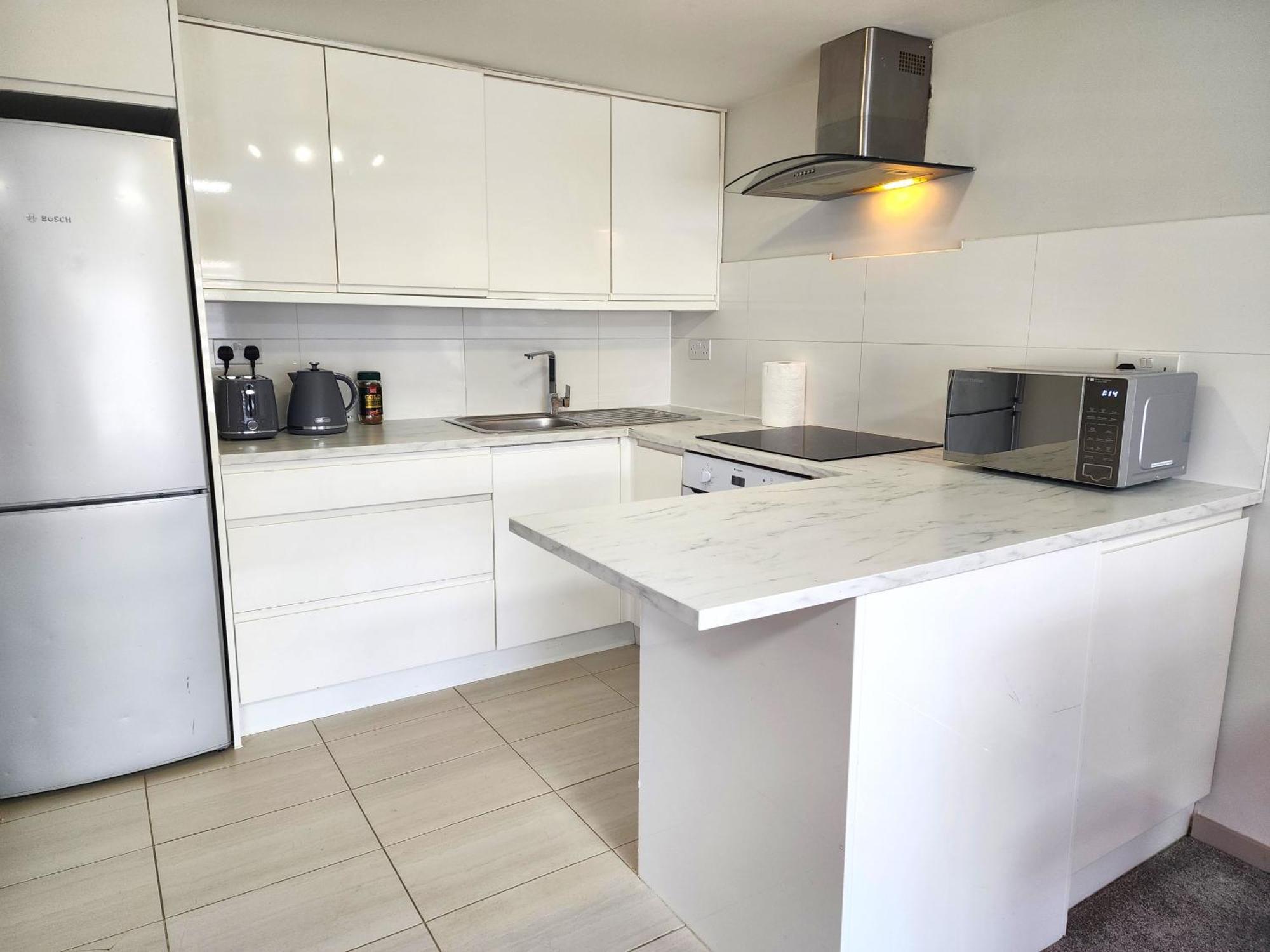 Horizon House, Modern 1-bedroom, Netflix, Wifi, Free Parking, Apartment *
